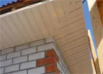 Подшивка крыши сайдингом - инструкция