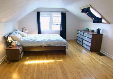 Комната на чердаке в частном доме — как обустроить жилое пространство под крышей